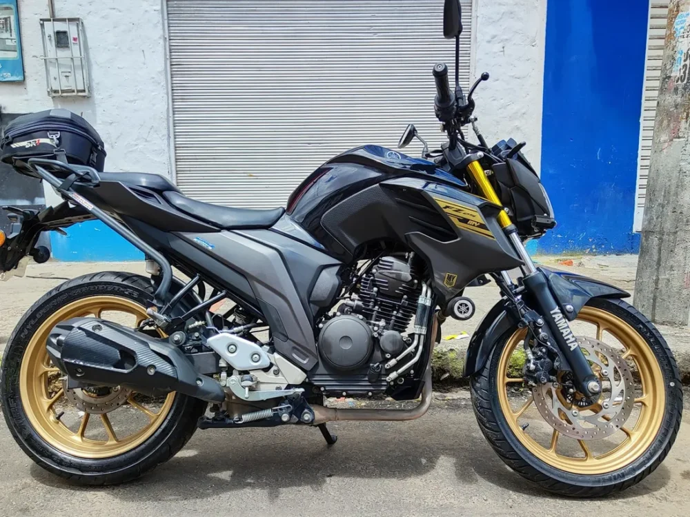 YAMAHA FZ 25 2022 (25000 kms)