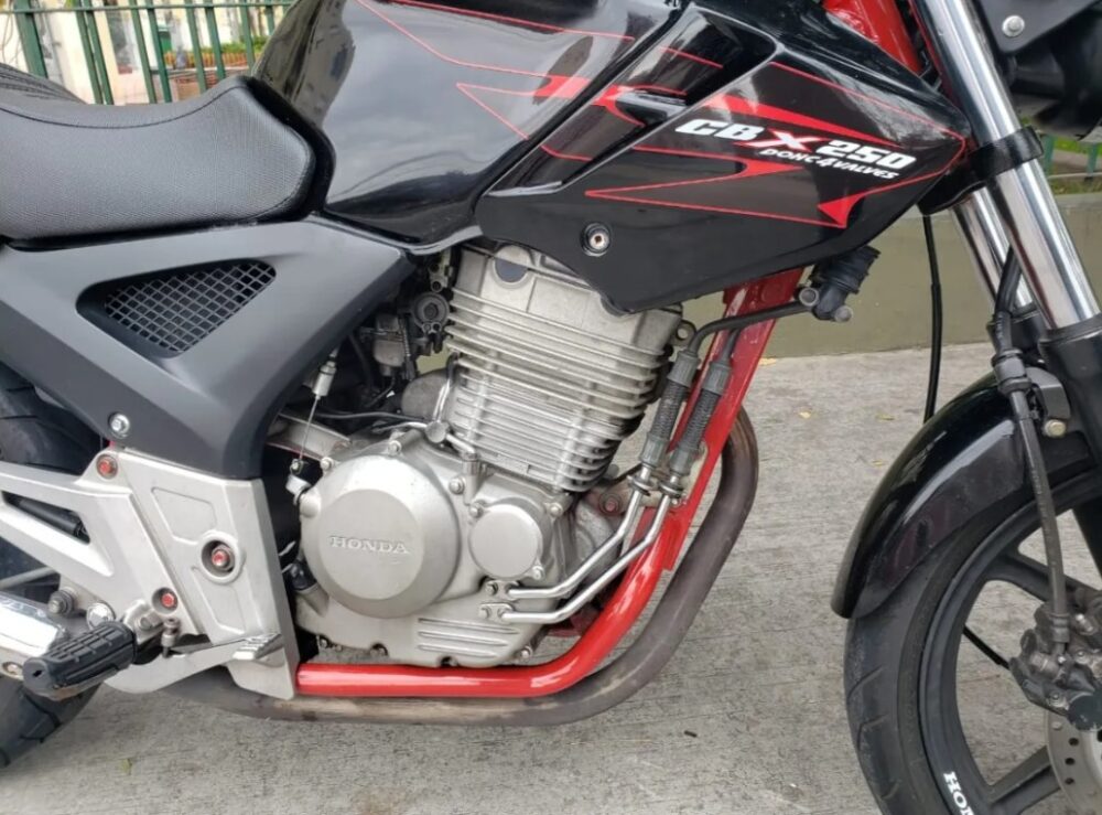 HONDA CBX 250 TWISTER 2009 (70.000 kms)