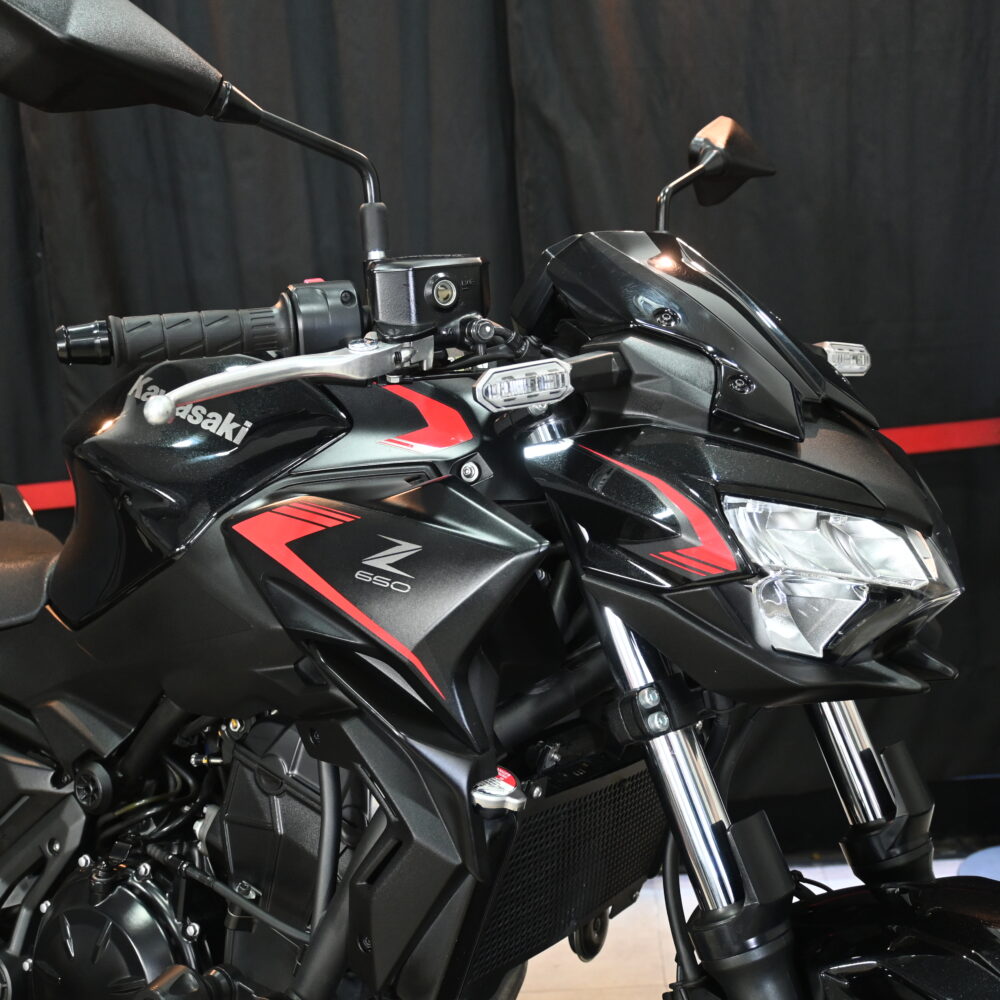 Kawasaki Z 650 2024 (10000 kms)