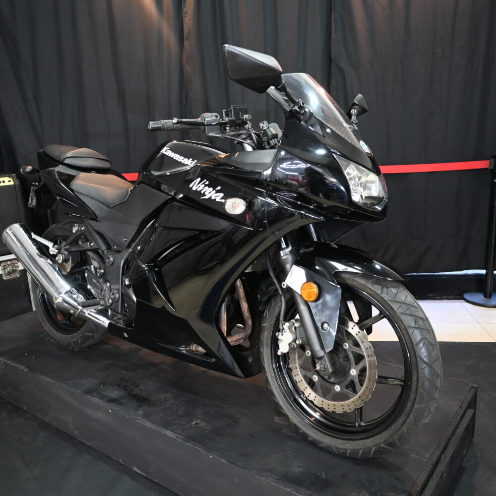 Kawasaki NINJA 250R 2009 (10000 kms)