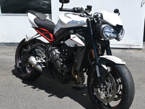 Triumph Street Triple R 2021 (2500 kms)