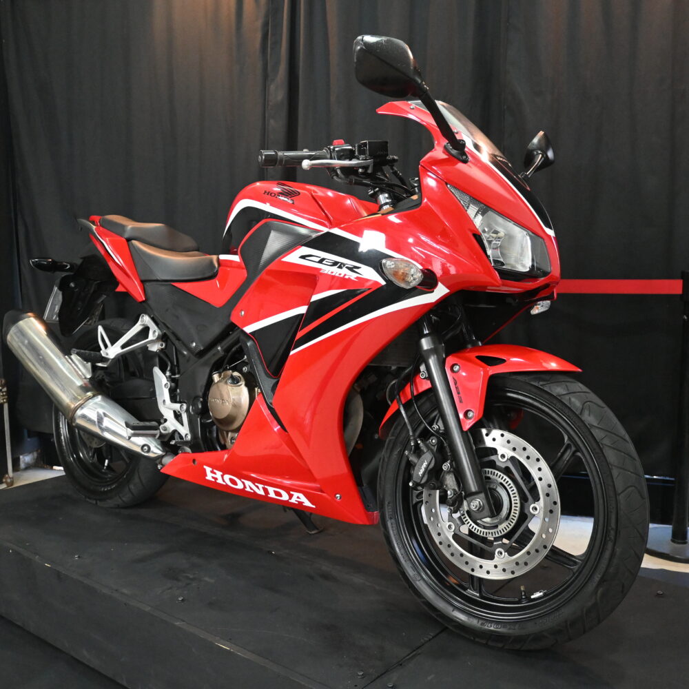 DSC_1904 Honda CBR 300 R 2018 (15000 kms) 1209