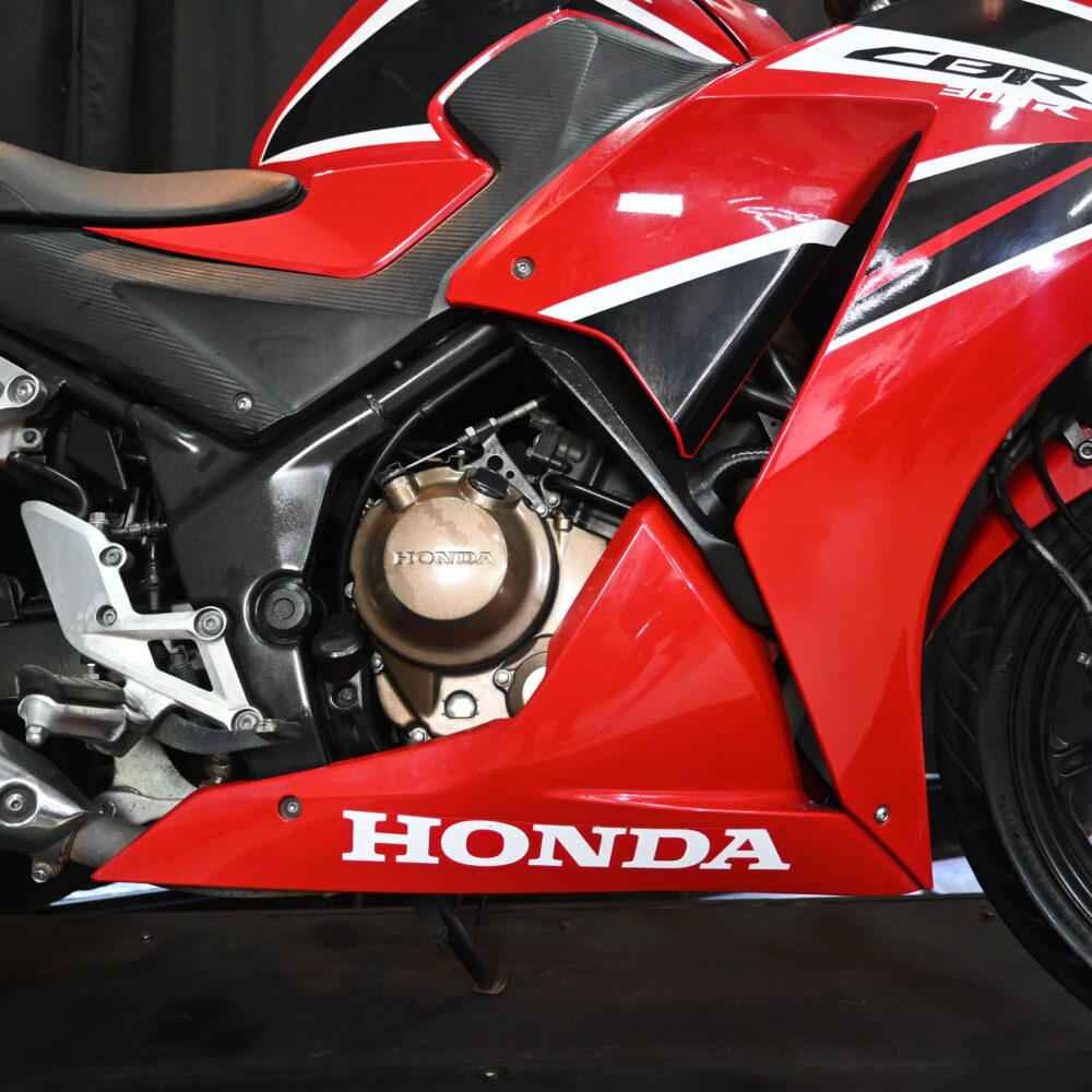 DSC_1926 Honda CBR 300 R 2018 (15000 kms) 1209