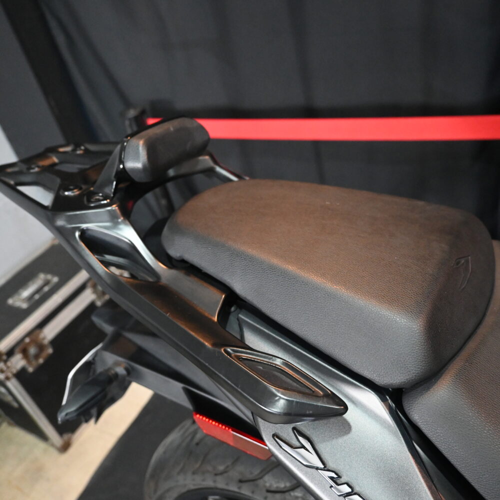 Bajaj Dominar 400 2023 (3800 kms)