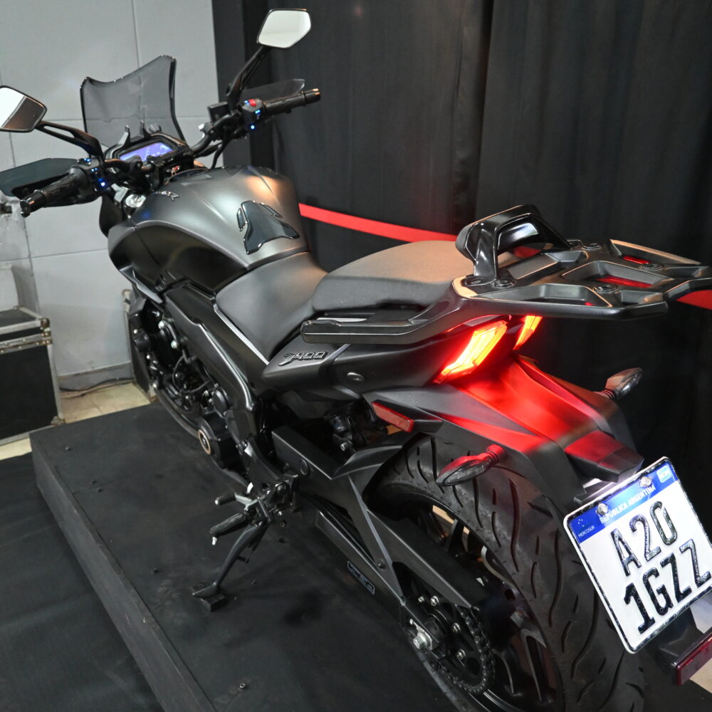 Bajaj Dominar 400 2023 (3800 kms)