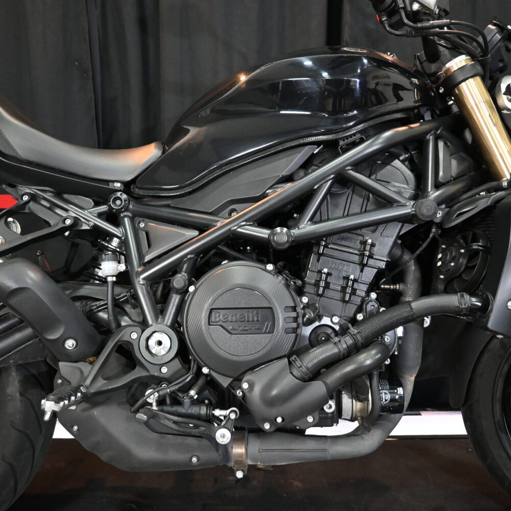 Benelli S 752 2022 (5000 kms) 1210