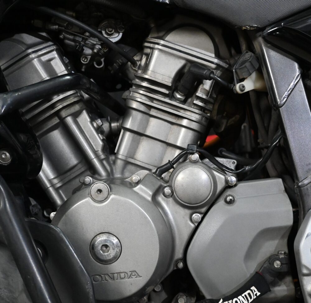 Honda Transalp 650 2007 (60000 kms) 1211