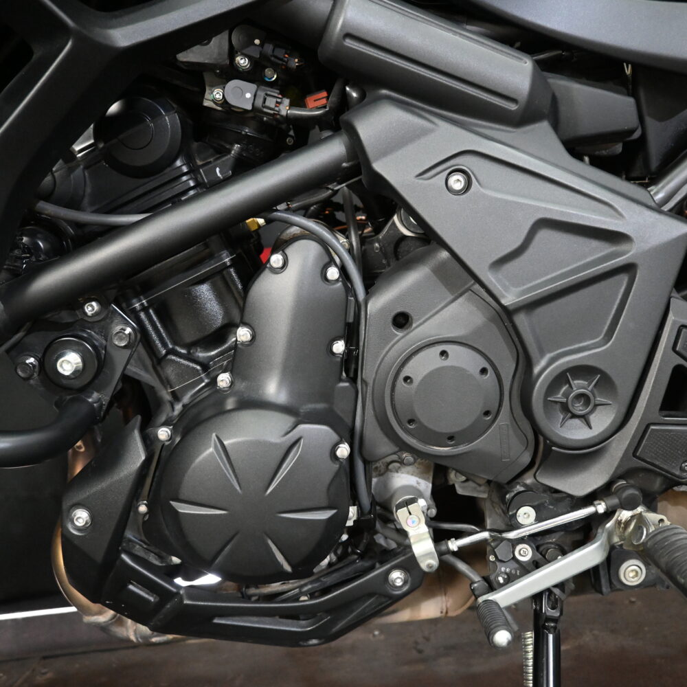 KAWASAKI VERSYS 650 2025 (2500 kms) 1214