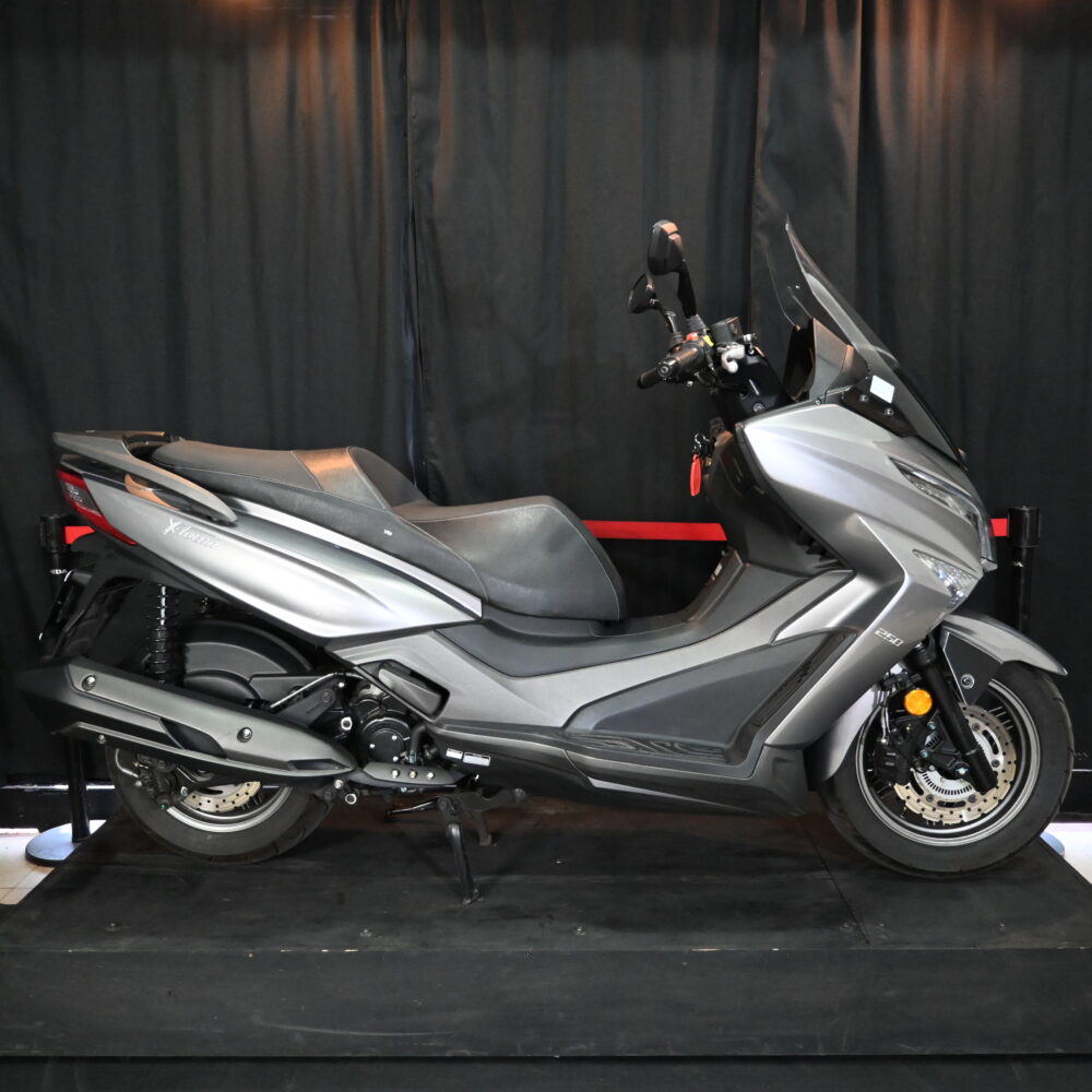 KYMCO X-TOWN 250 2024 (2800 kms) 1215